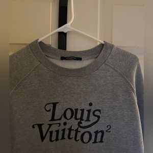Louis Vuitton sweatshirt